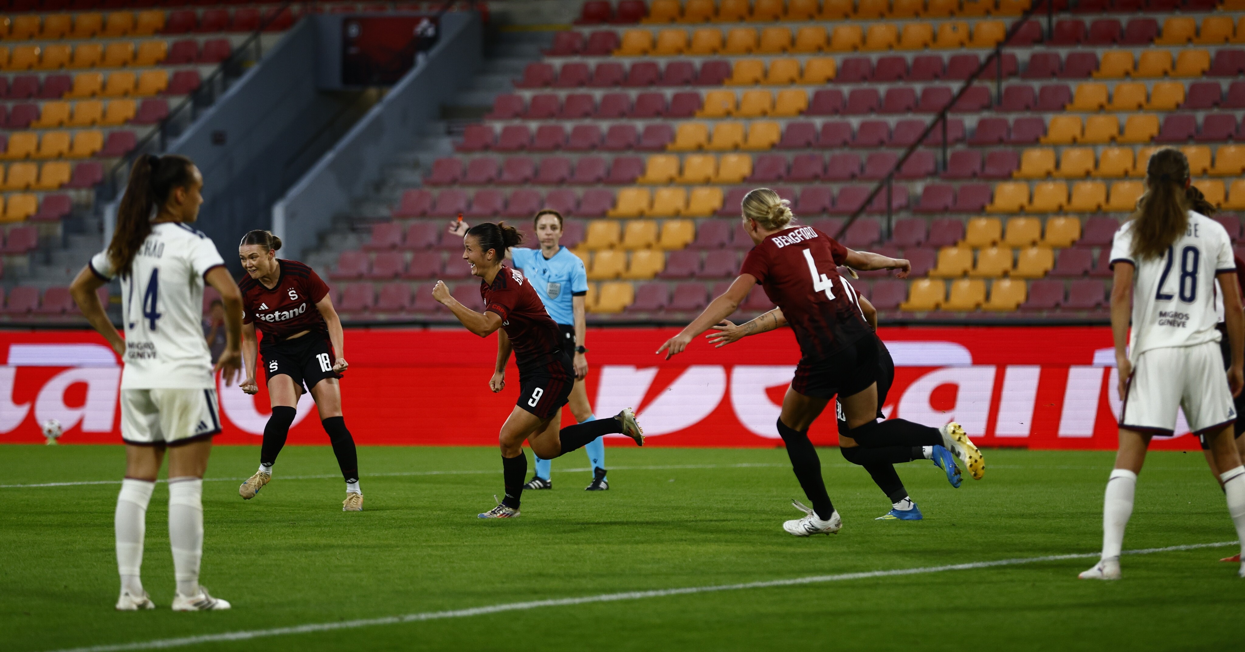 Sparťanky zvládly úvodní utkání 3. předkola LM. Zabodovaly i fotbalistky Liberce
