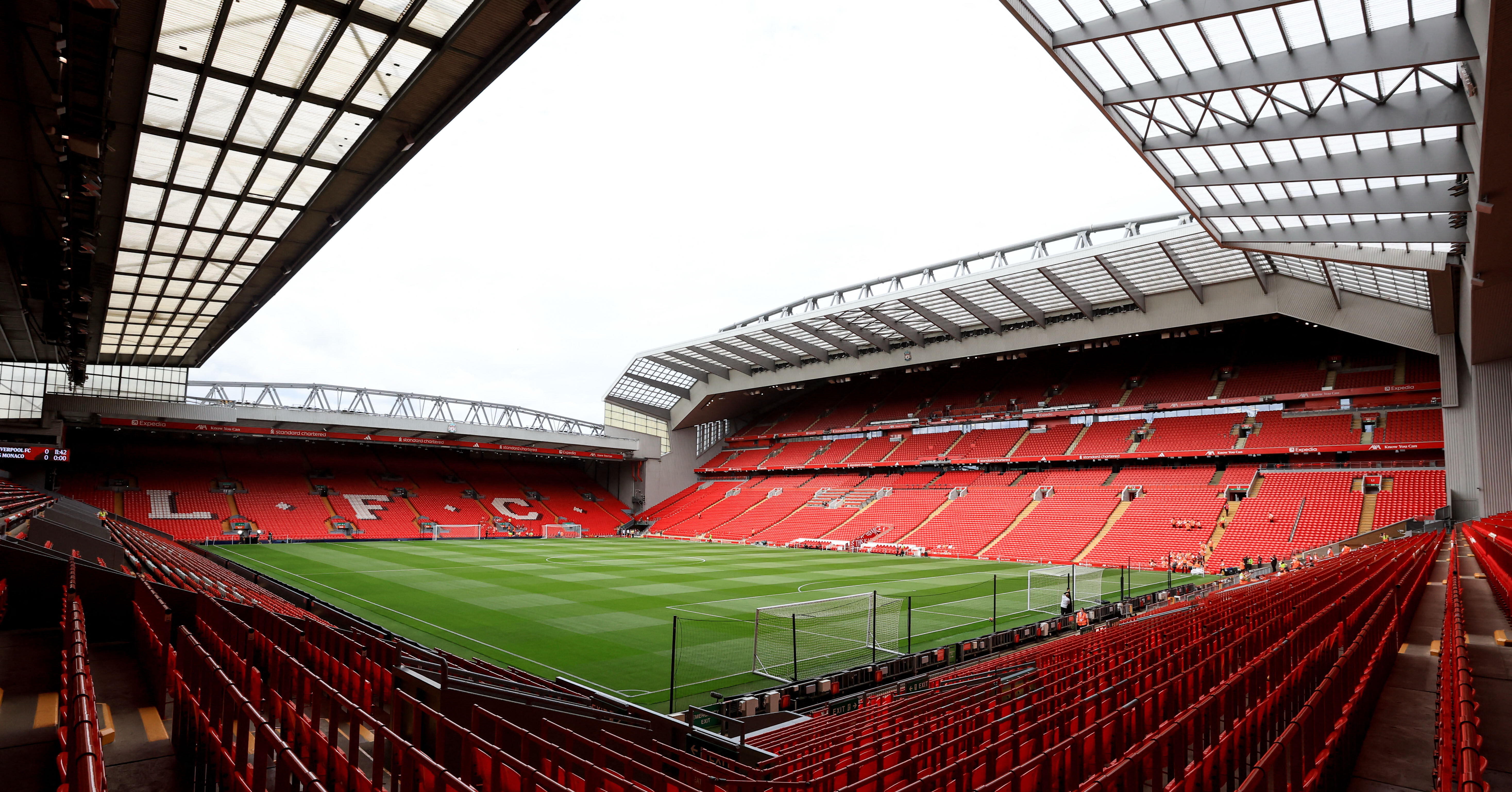 Jeff Bezos entre au capital de Liverpool pour 1,35 milliard