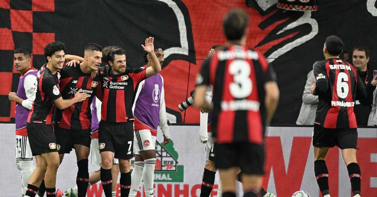 Image accompanying Českým útočníkům to v německém poháru pálí. Schick dal vítězný gól, skóroval i Hložek, from Eurofotbal