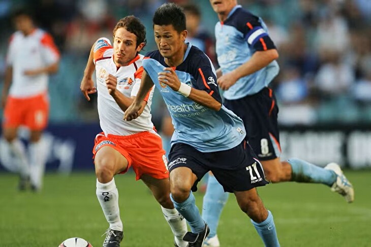 Nezdolný Kazu zahájí 41. sezonu mezi profesionály. Miura plánuje hrát i v 59 letech