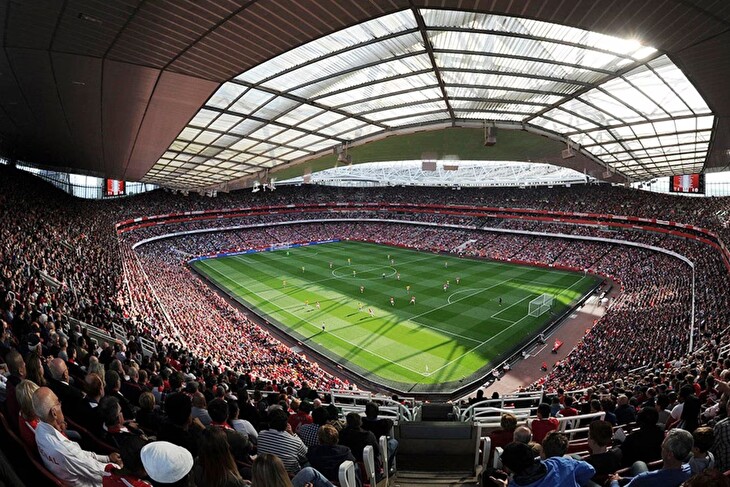 Souboj gigantů, kteří vládnou Evropě. Na Emirates se domácí Arsenal střetne s Bayernem