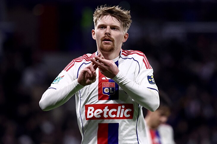 Lyon v poháru smetl outsidera, Šulc po příchodu z lavičky dvakrát udeřil