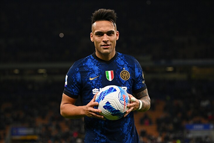 Inter Milán se snaží vylepšit loňské selhání proti nováčkovi Superpoháru z Boloni