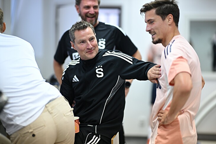 Začátek přípravy Sparty ve znamení kondičních testů. Reprezentanti se zapojí později