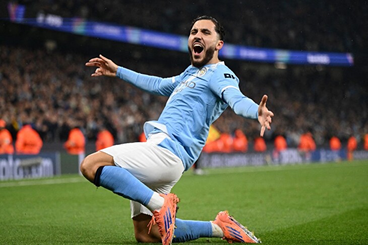 Jsem ze staré školy, je to vidět na mém stylu hry, věří Cherki. Na fotbal nehledí statistikami