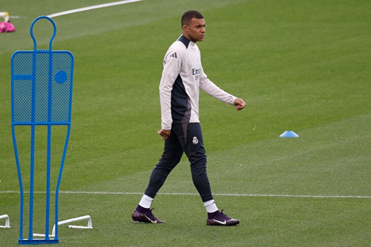 Mbappé už je zpět v tréninku, pravděpodobně stihne duel proti Salcburku