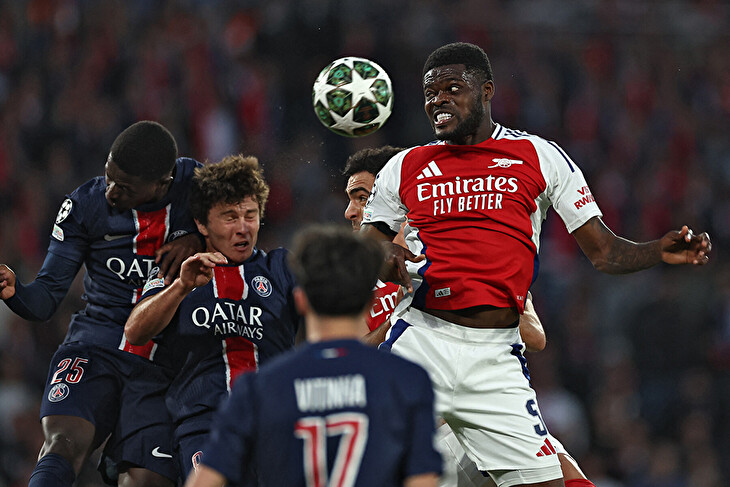Partey po pěti letech opustí Arsenal. Ghanský záložník může zamířit do Barcelony