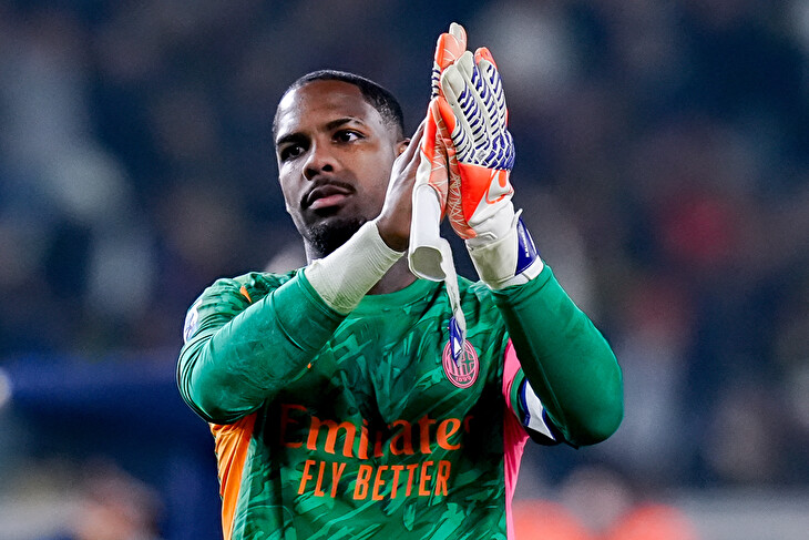 Leboeuf radí Chelsea: Vraťte se pro Maignana, chytá jako kočka a umí být rozdílový