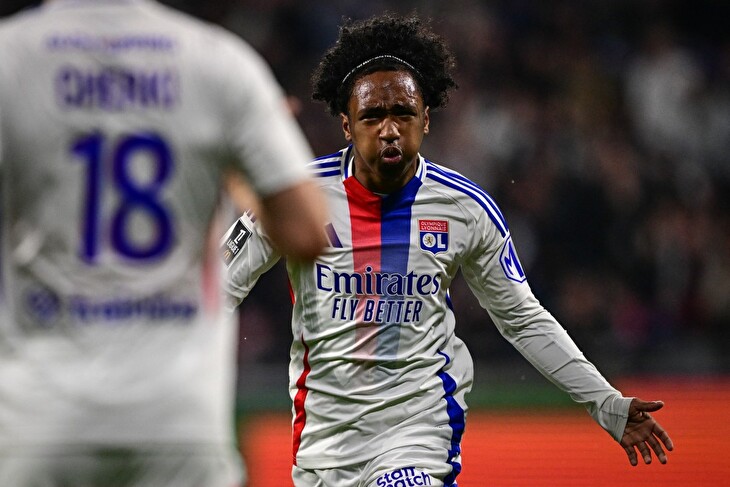 Barcelona tlačí na přestup Díaze z Liverpoolu. Anglický celek by rád ulovil Fofanu z Lyonu