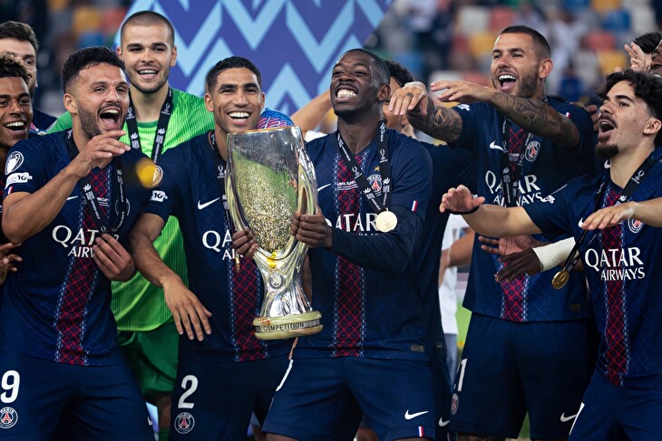 Nejlepší jedenáctka podle FIFA: Žádný Salah, Kane, Mbappé ani Raphinha. Zástup hráčů PSG