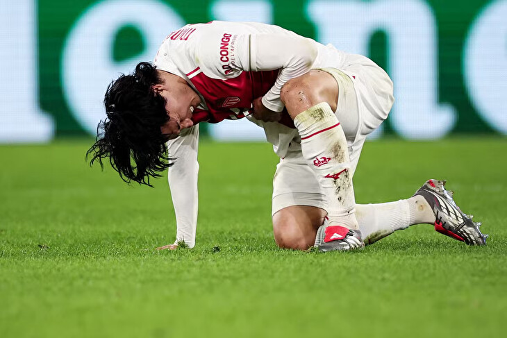 Nepříjemná zpráva pro Monaco i Japonsko, Minamino si přetrhl přední zkřížený vaz v koleni