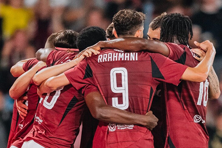 Sparta má vyřazovací fázi Konferenční ligy téměř jistou. Další duel odehraje v Craiově