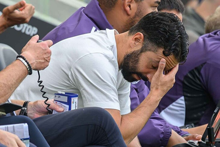 Dost experimentů. United musejí najít manažera, který má jejich DNA, radí Neville