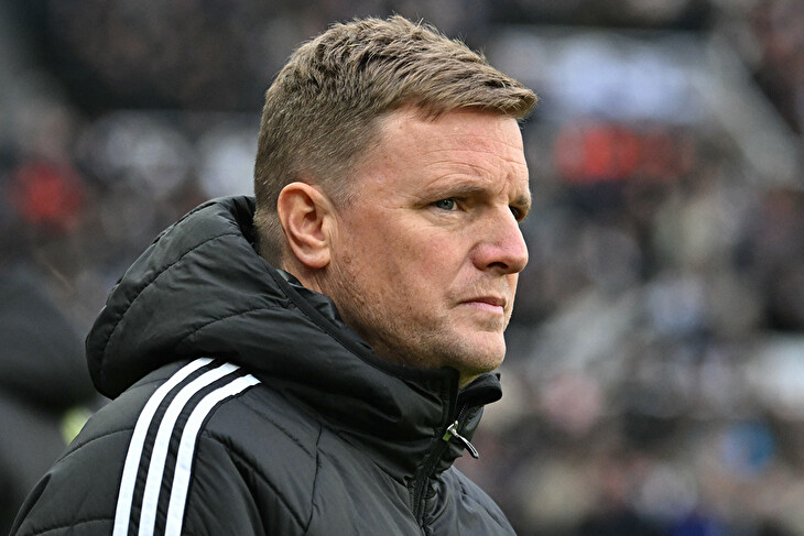 Howe: Rozšíření stadionu je v nedohlednu, já už u toho nejspíš nebudu