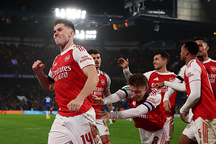 Wembley na dohled. Kanonýři dobyli Stamford Bridge, Gyökeres konečně umlčel kritiky