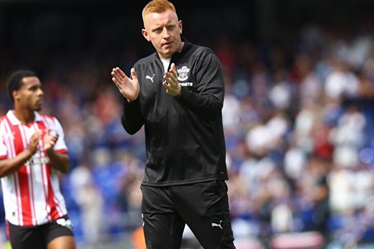 Velká očekávání vystřídalo zklamání. Southampton propustil manažera Stilla