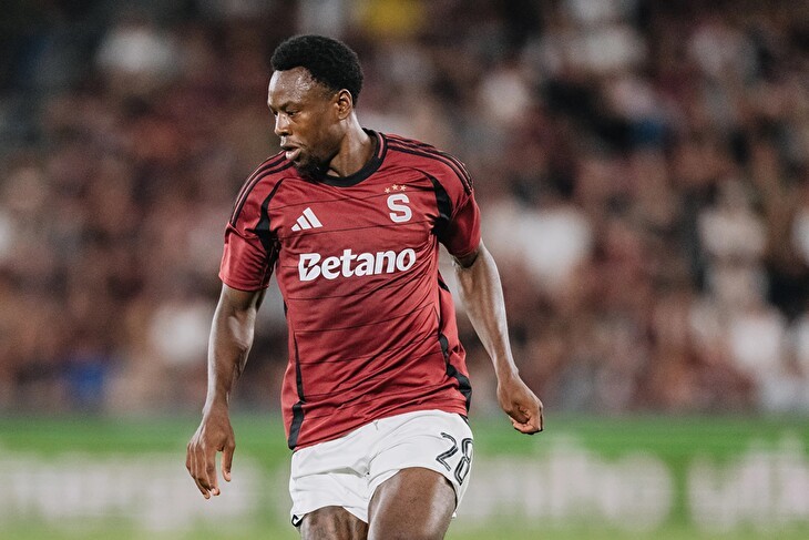 Milla se ve Spartě neprosadil, kamerunský útočník se proto vrací na hostování do Dukly